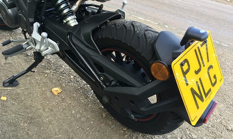 BikeSocial review of the Benelli TNT125