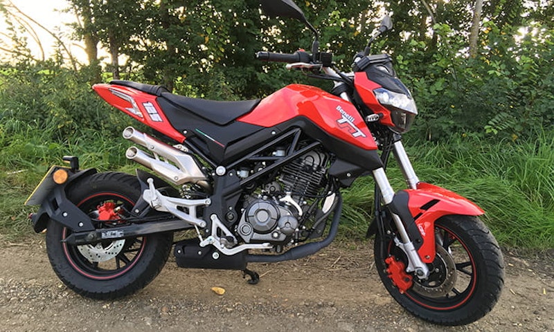 BikeSocial review of the Benelli TNT125