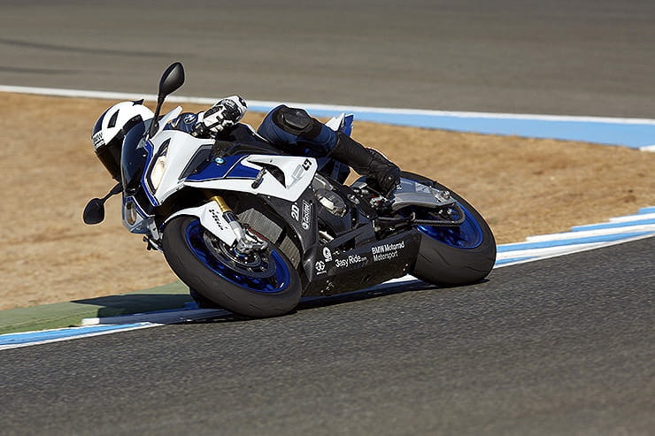 BMW HP4 2013 Review Used Price Spec_03