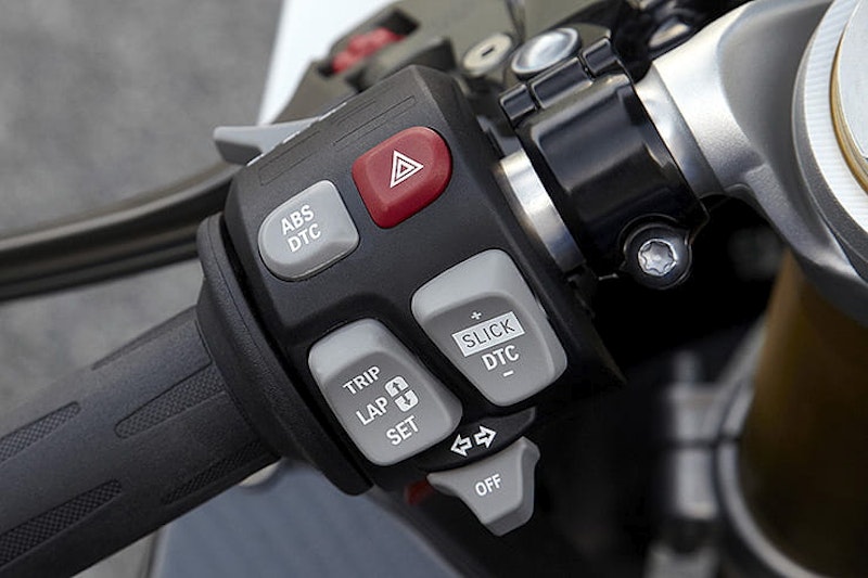 BMW HP4 2013 Review Used Price Spec_09
