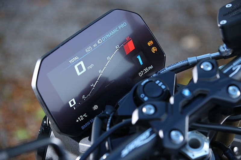 2021 BMW S1000R Review Price Spec_40