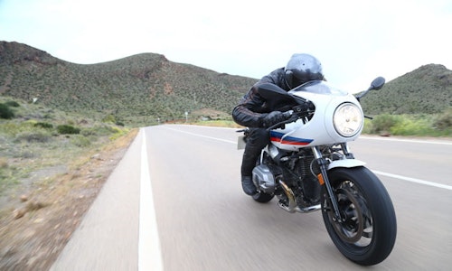 BMW R NineT Racer (2017): first road test and review