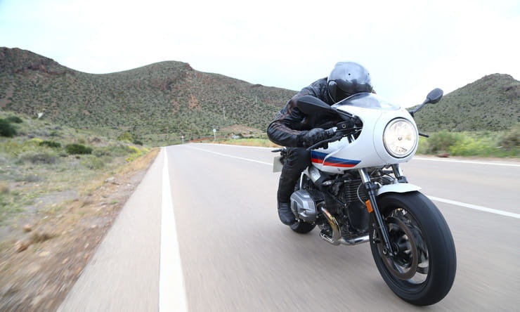 BMW R NineT Racer (2017): first road test and review