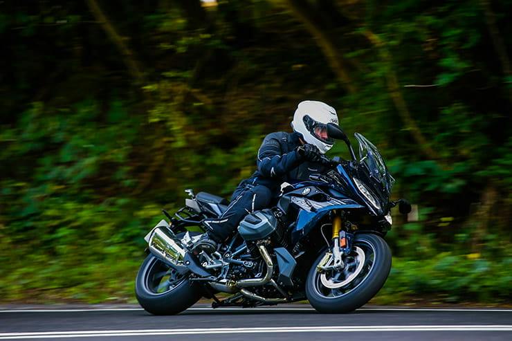 BMW R1250RS (2019 & 2023) - Review, first ride, price and specs