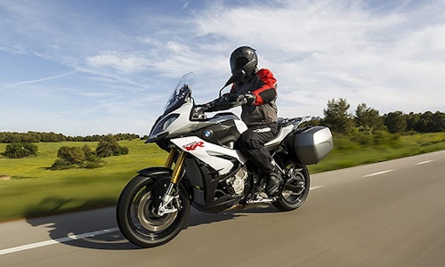 BMW S1000XR (2015-2019) Review & Buying Guide