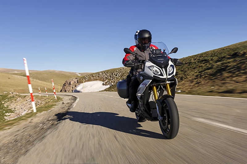 BMW S1000XR (2015-current): Review & Buying Guide