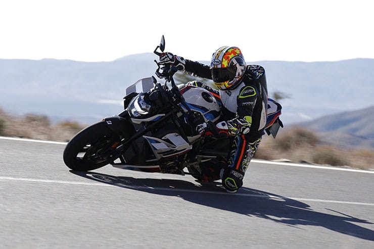 2023 BMW M1000R Review Price Spec_183