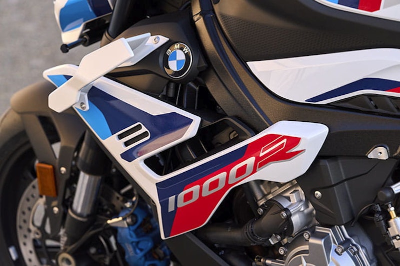 2023 BMW M1000R Review Price Spec_01