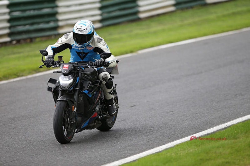 2023 BMW M1000R Review Price Spec_321