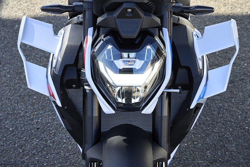 2023 BMW M1000R Review Price Spec_03