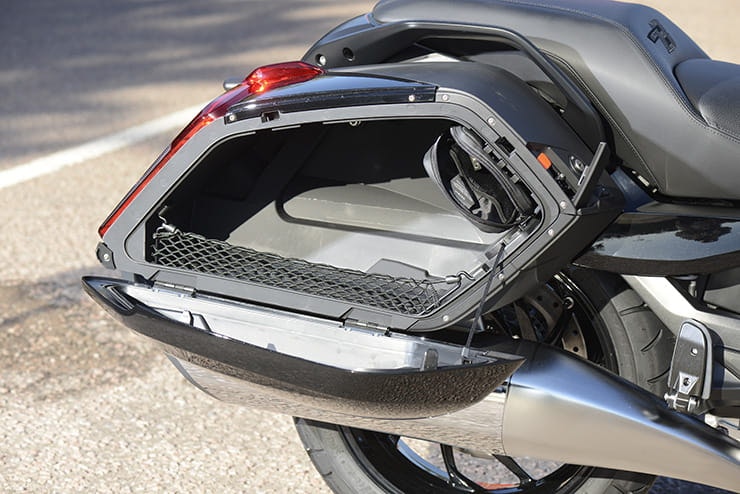 2017 BMW K1600 LE