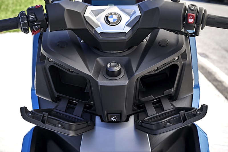 2018 BMW C400X road test review