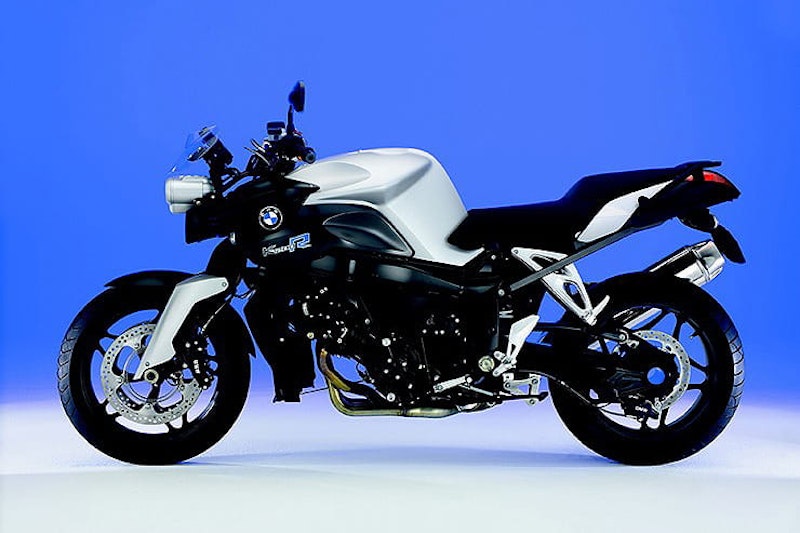 If you’re hunting for a BMW K1200R (2005-2008) then make sure to take a look at our buying guide for a bit of handy advice first