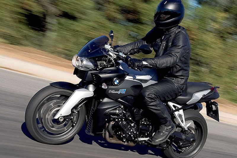 If you’re hunting for a BMW K1200R (2005-2008) then make sure to take a look at our buying guide for a bit of handy advice first