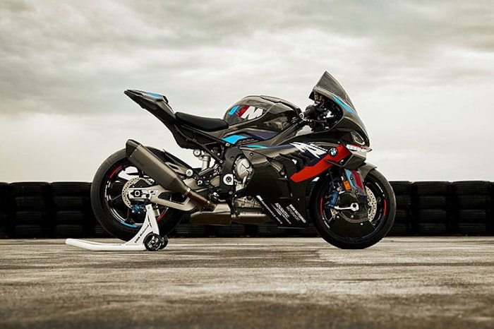 2023 BMW M1000RR Review Price Spec_10
