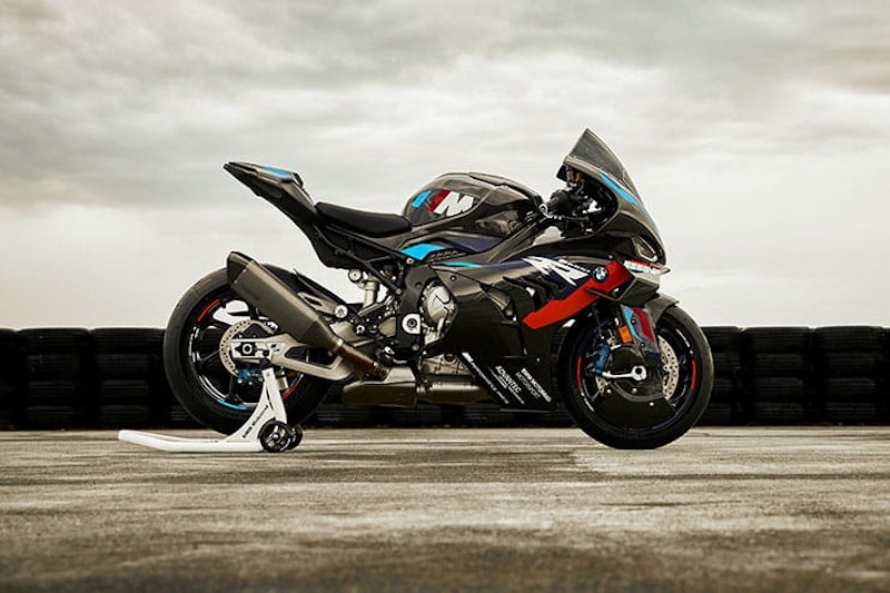 2023 BMW M1000RR Review Price Spec_10