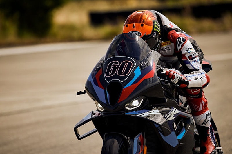 2023 BMW M1000RR Review Price Spec_12