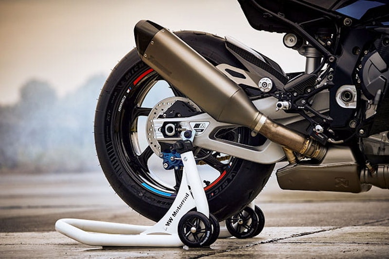 2023 BMW M1000RR Review Price Spec_01