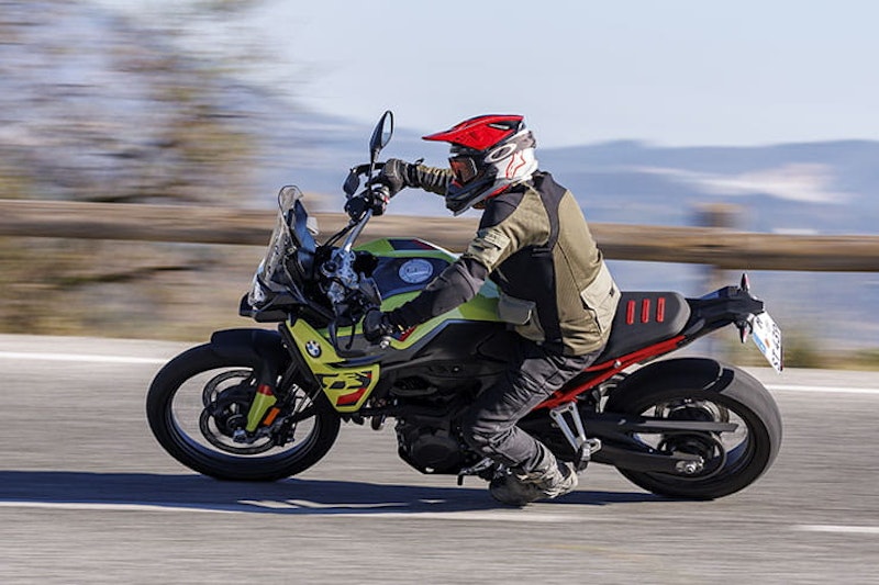 2024 BMW F900GS Review Details Price Spec_13