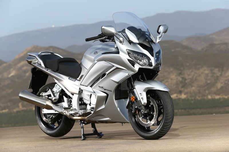 Yamaha FJR1300 Review【 Modern Classic 】Buyers Guide