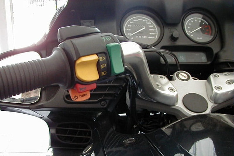1995 BMW R1100RT Review Details Used Price Spec_16