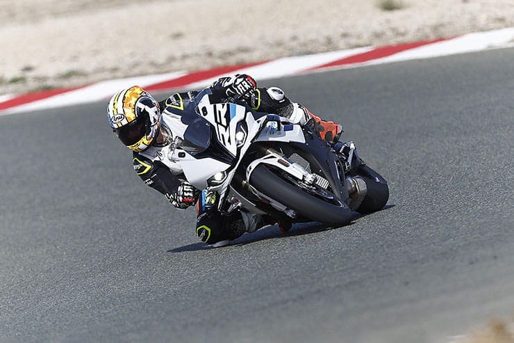 2023 BMW S1000RR Review Price Spec_14