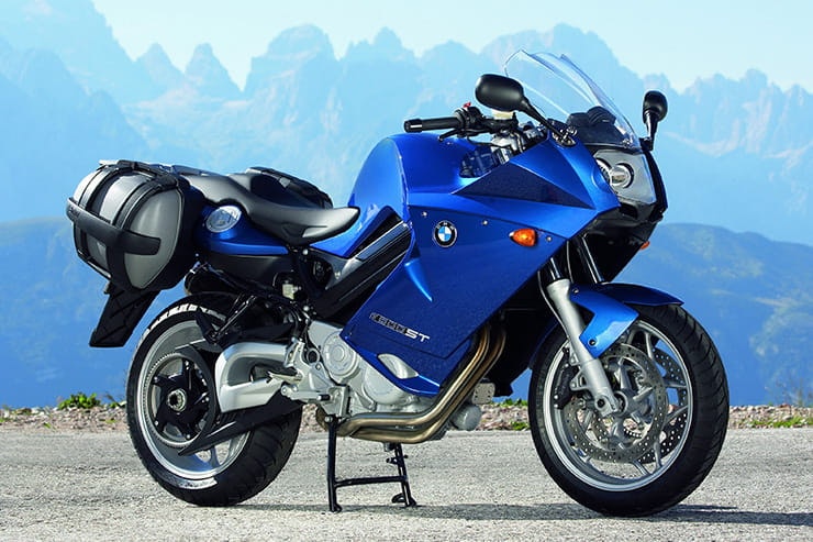 2006 BMW F800ST Review Used Price Spec_10