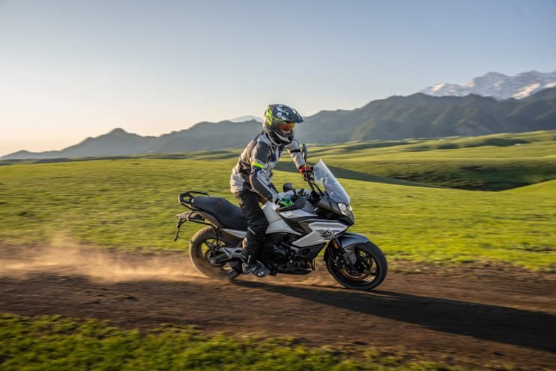 2023 CFMoto 700MT Review Details Price Spec_10