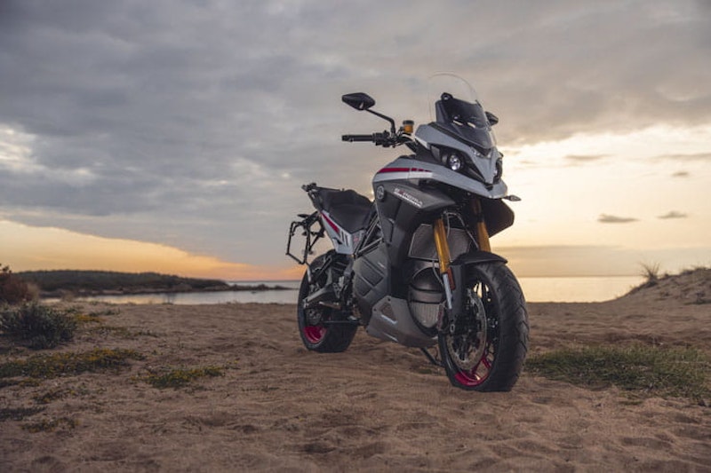 2022 Energica Experia Electric Adventure Review Price Spec Range_05