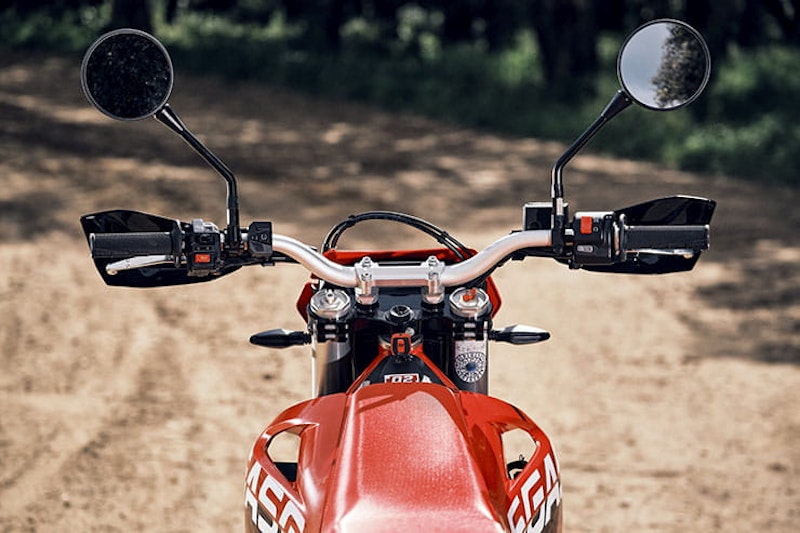 2022 GasGas SM ES 700 Review Price Spec_27