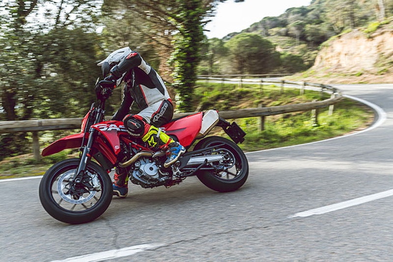 2022 GasGas SM ES 700 Review Price Spec_60