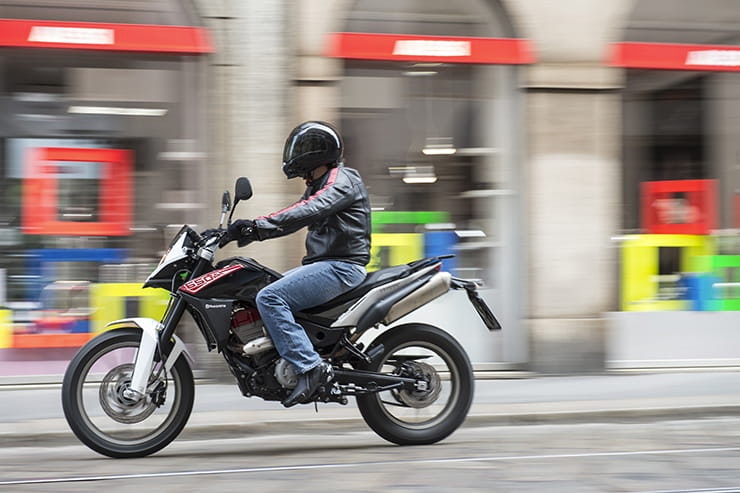 Husqvarna TR650 Terra Strada 2012 Used Review Price Spec_05