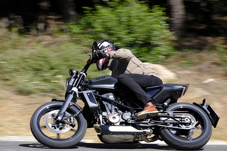 Husqvarna Svartpilen 701 (2019) Review Price Specs