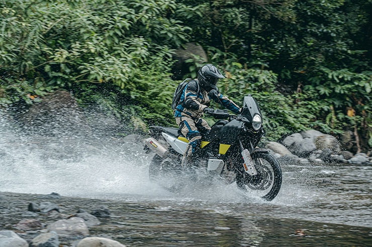Husqvarna Norden 901 2022 Review Details Price Spec_056