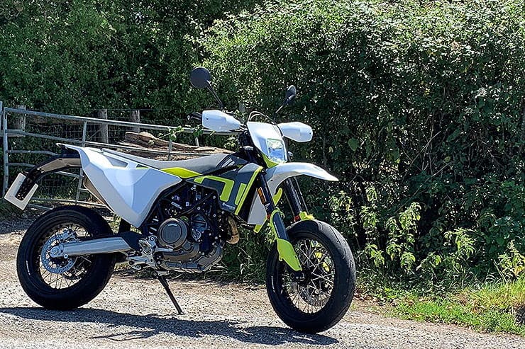 Husqvarna 701 SuperMoto 2020 Review