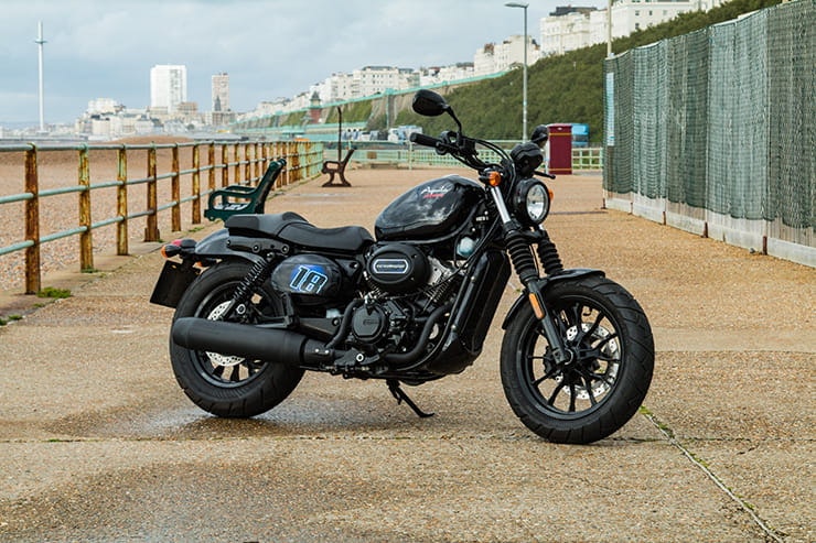Hyosung Aquila 125 tested – V-twin 125 cruiser, looks the part