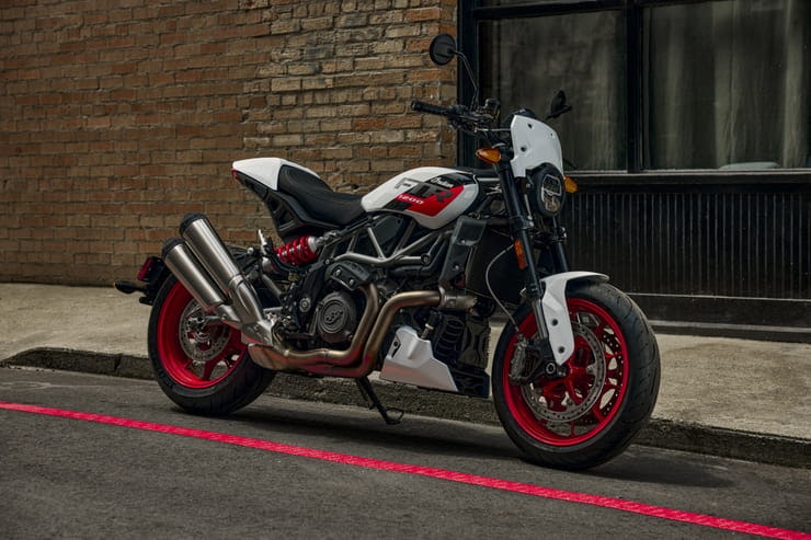 2023 Indian FTR Sport Review Price Spec_11