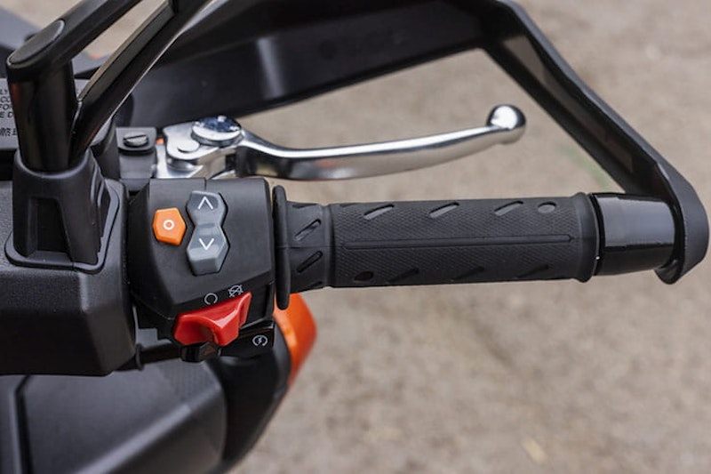 kymco-ak550-dtx-360-cv3-vsr125-city-agility-review_41