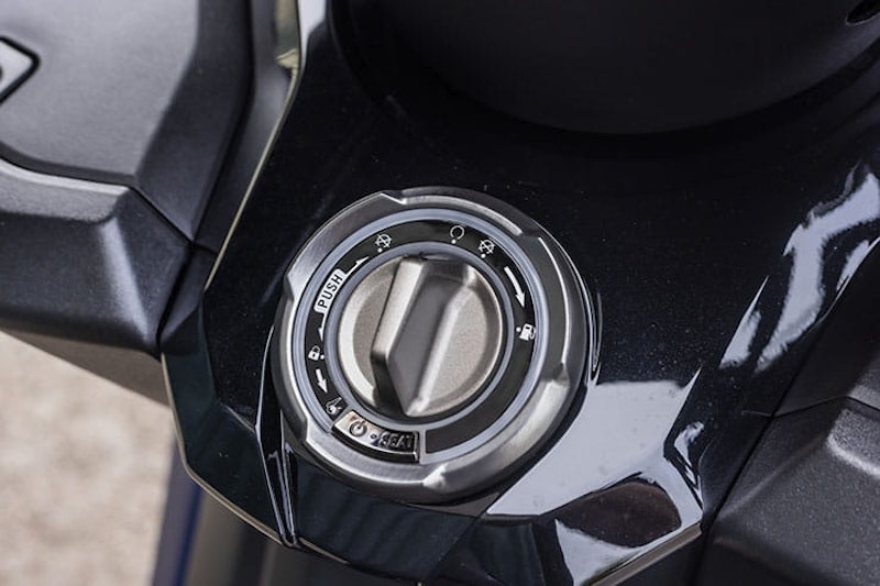 kymco-ak550-dtx-360-cv3-vsr125-city-agility-review_11