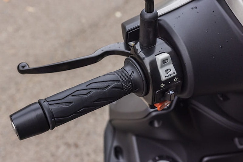 kymco-ak550-dtx-360-cv3-vsr125-city-agility-review_21