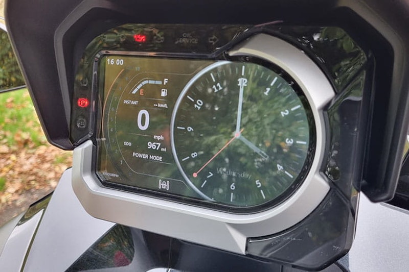 kymco-ak550-dtx-360-cv3-vsr125-city-agility-review_35