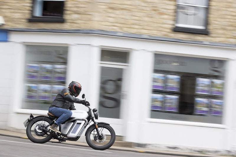 2022 Maeving RM1 Electric Bike Review Price Spec Range_13