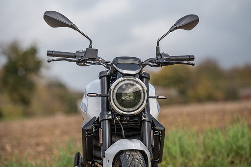 2022 Moto Morini  Seiemmezzo Review Price Spec_10
