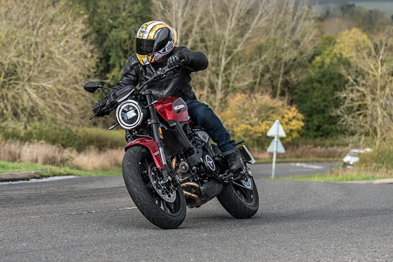 2022 Moto Morini  Seiemmezzo Review Price Spec_54