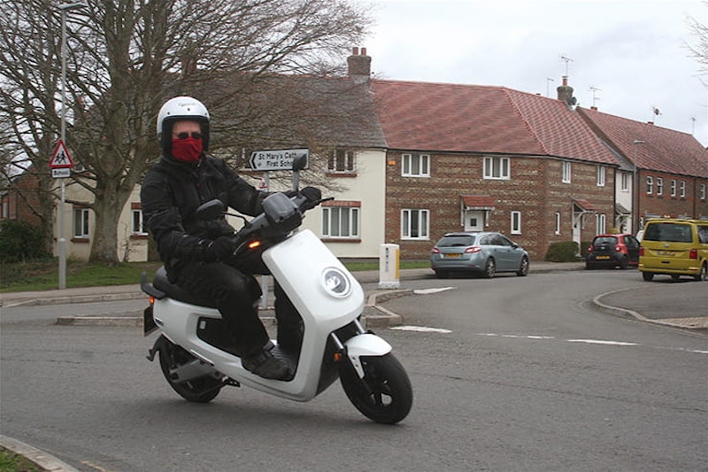 Niu MQi Sport 2021 Review Price Spec08