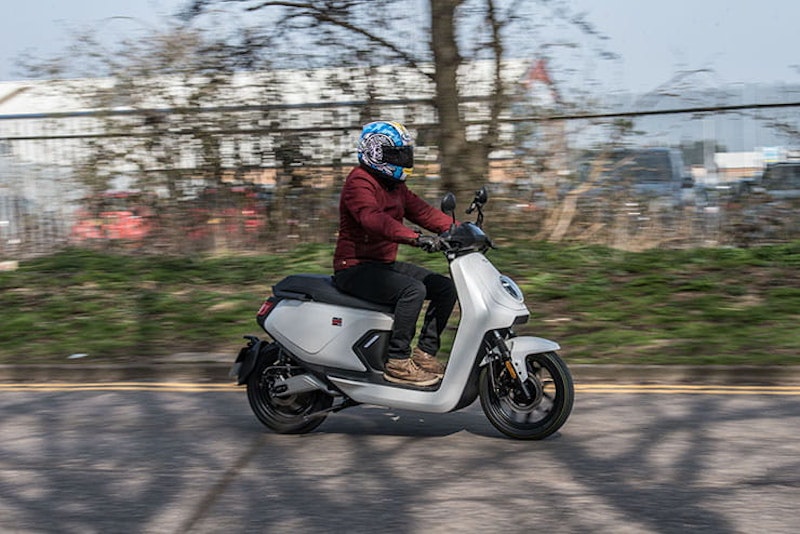 NIU MQI GT EVO 2022 Review Price Spec_066