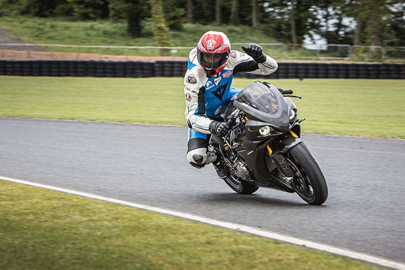 2022 Norton V4SV Review Price Spec_05