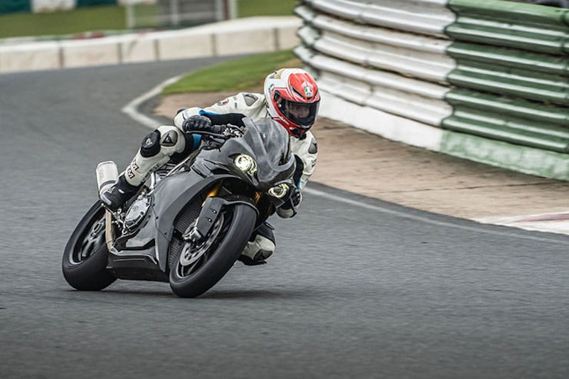 2022 Norton V4SV Review Price Spec_13