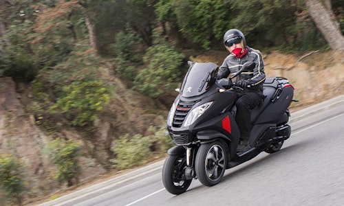 Peugeot Metropolis 400 RXR (2017) - first ride and review