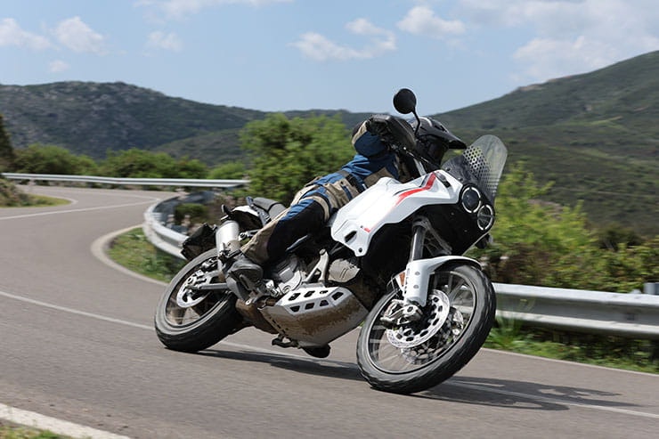 2022 Ducati DesertX Review Price Spec_68